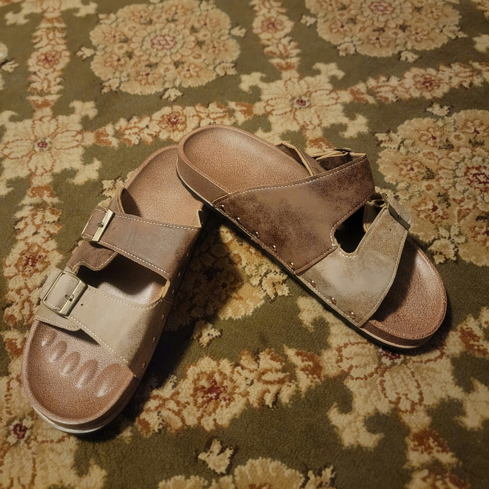 Brown and Tan Women's Sandals - Picture 4 of 9